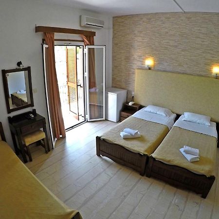 Tina Hotel ダシア エクステリア 写真